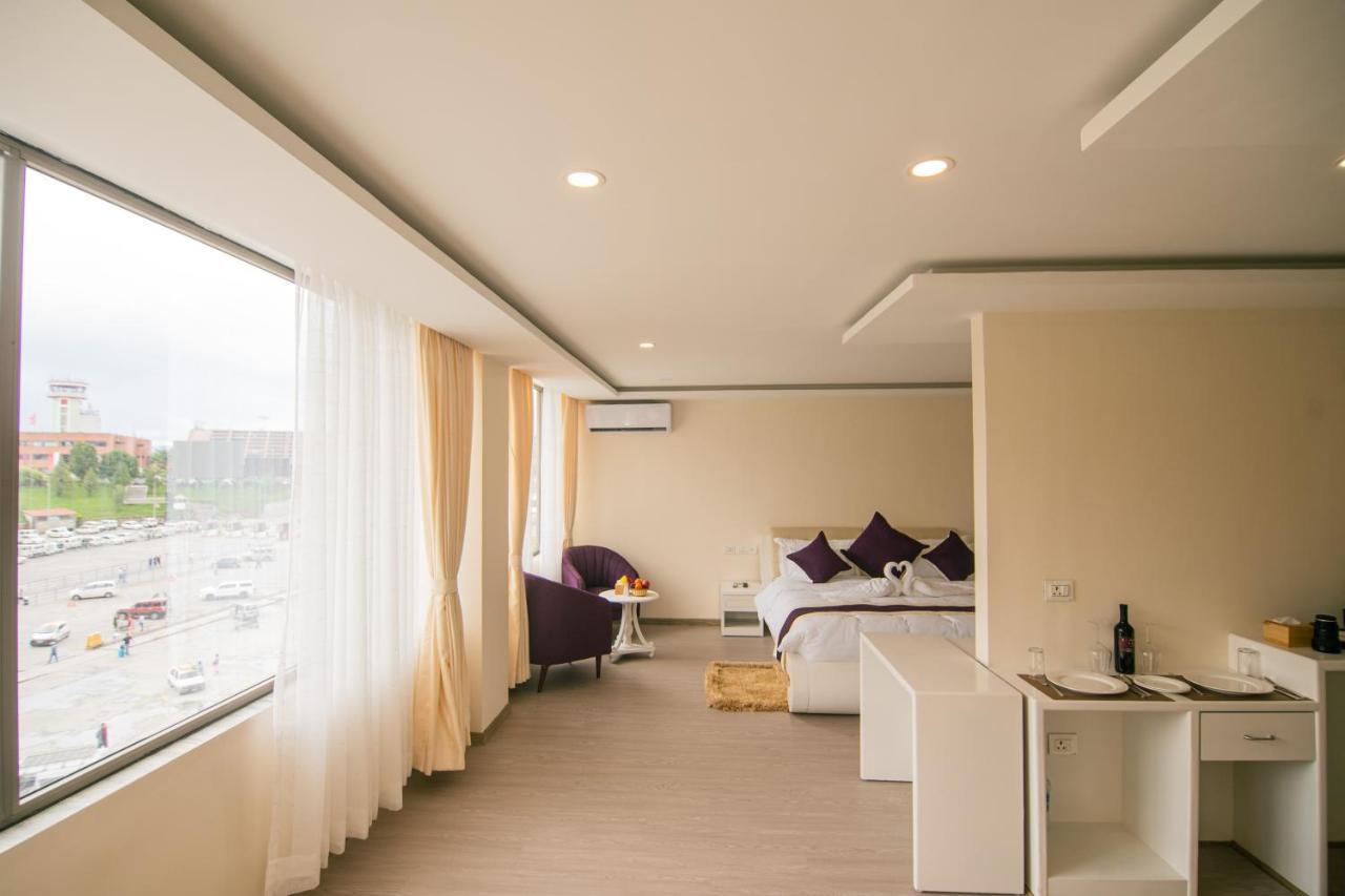 Hotel Black Diamond - Transit Point Inside Hotel Kathmandu Bagian luar foto