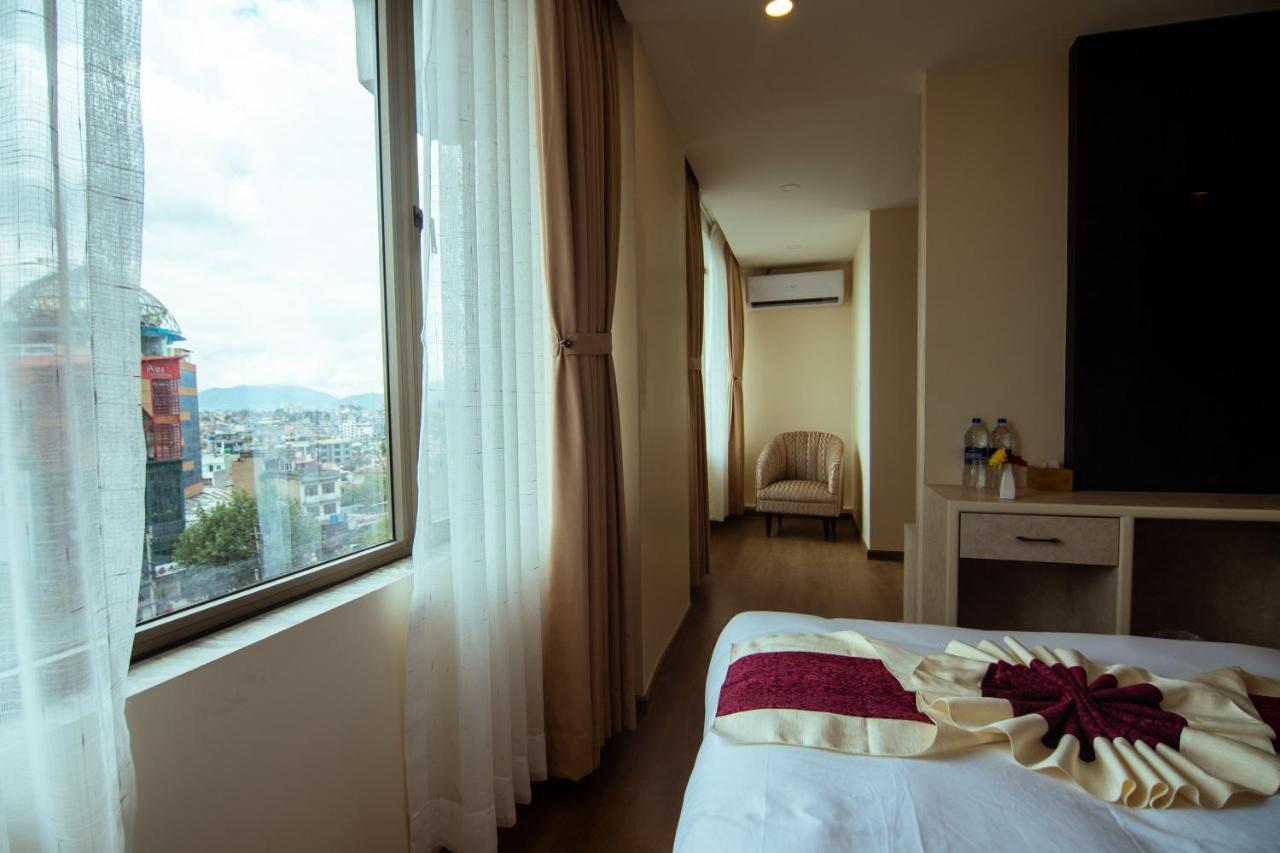 Hotel Black Diamond - Transit Point Inside Hotel Kathmandu Bagian luar foto